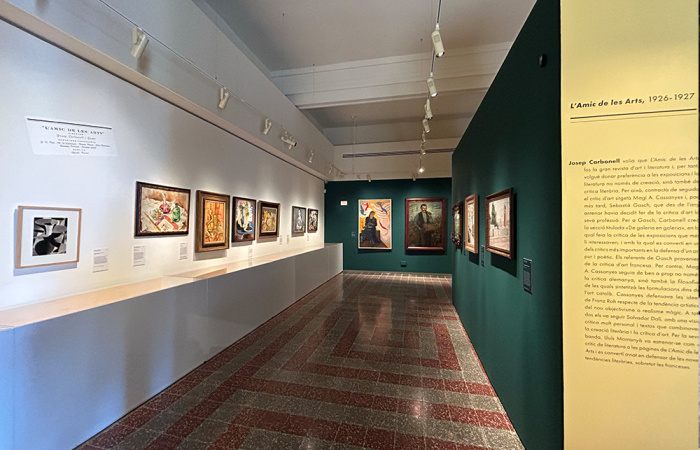 L’excel·lència de ‘L’Amic de les Arts’ irromp en una exposició L’excel·lència de ‘L’Amic de les Arts’ irromp en una exposició